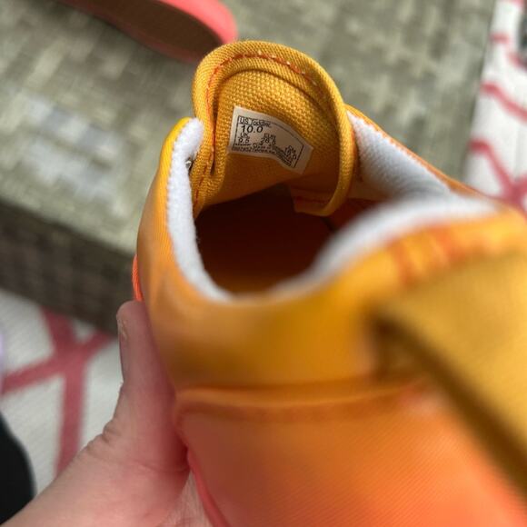 Vans Orange Red Gradient Sneakers Classic Style Size 10 Kids - Picture 3 of 5